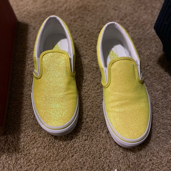 Women’s Vans size 7 - Picture 2 of 4